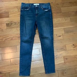 Gap true skinny jeans in medium blue